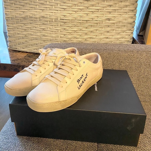 Preowned authentic Saint Laurent Sneakers 37.5W - Picture 13 of 16